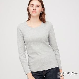 uniqlo crew neck shirt
